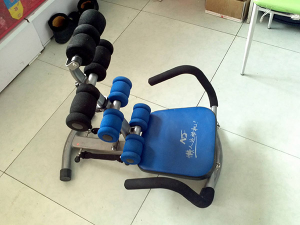 家用运动器材详解丨益尔健收腹机助你瘦成一道闪电!