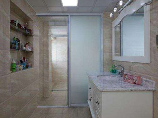 衛浴裝潢必須了解衛生間隔斷價格 否則會吃大虧-裝潢設計不求人-家具室內裝潢資訊網